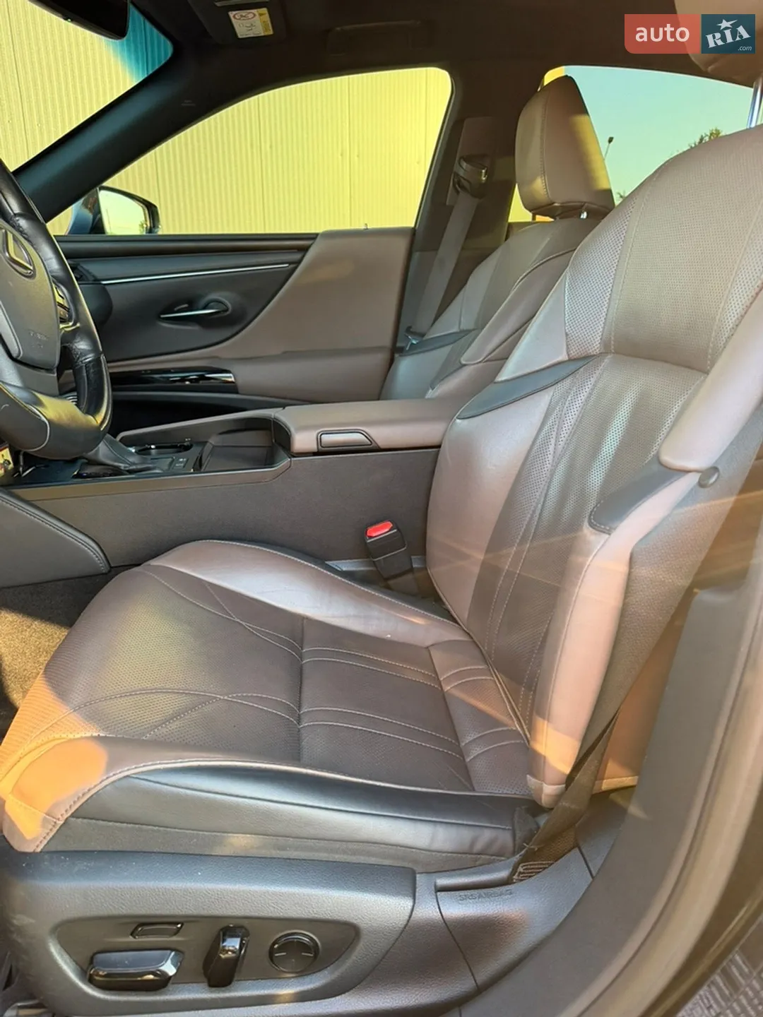 2022 Lexus ES - мініатюра 12