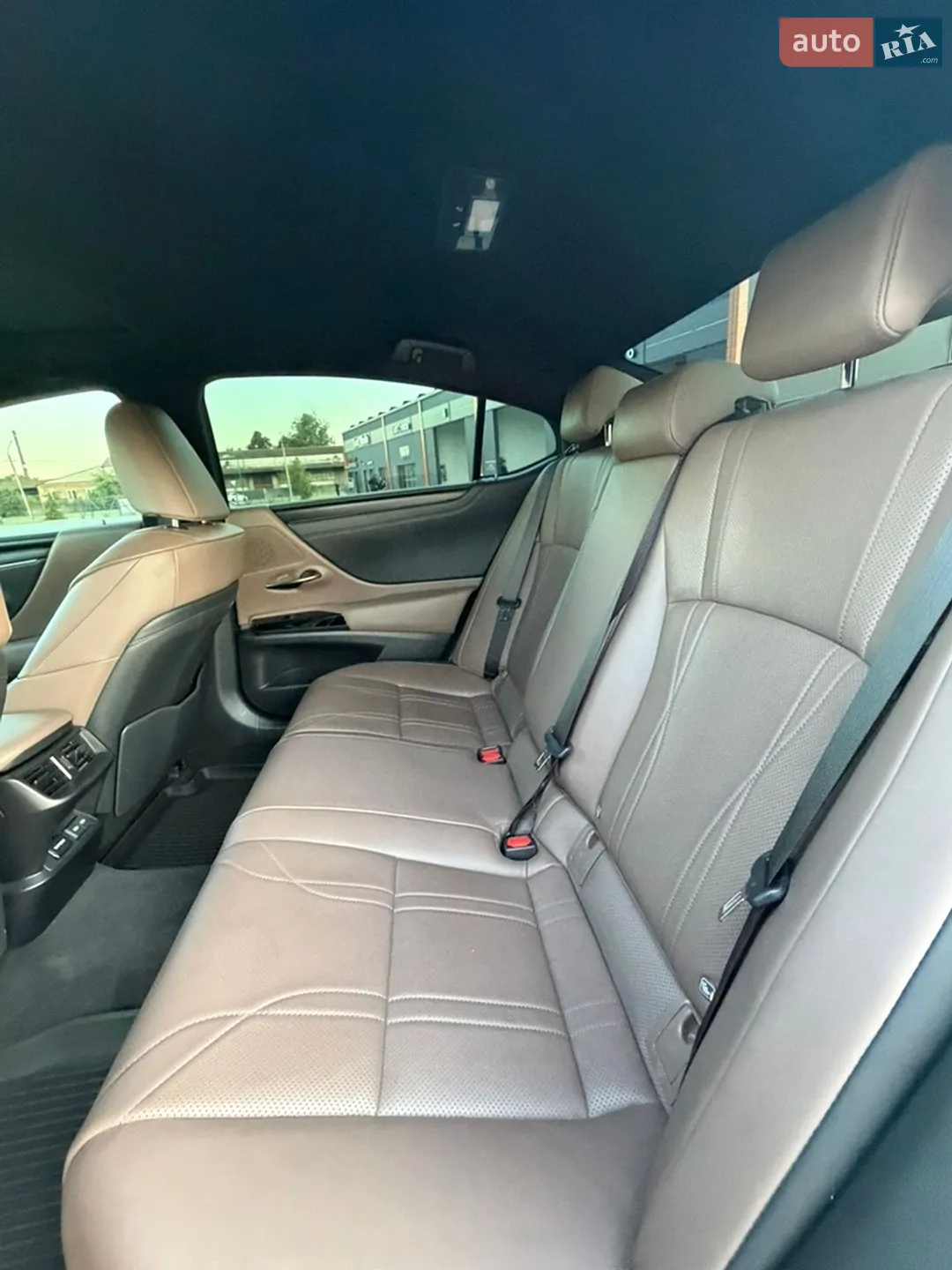 2022 Lexus ES - мініатюра 17