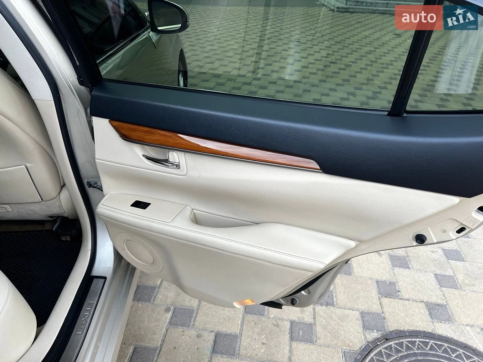 2012 Lexus ES - мініатюра 9