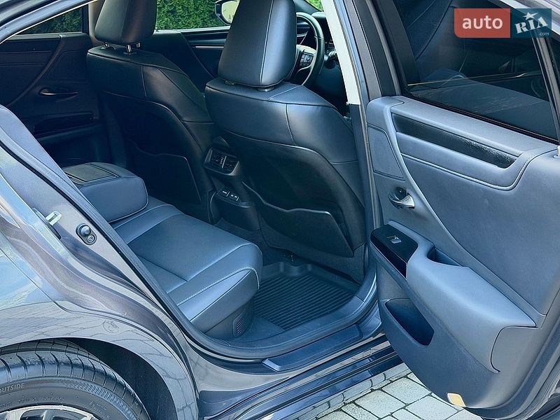 Седан Lexus ES 2022 в Киеве фото 29 Седан Lexus ES 2022 в Киеве