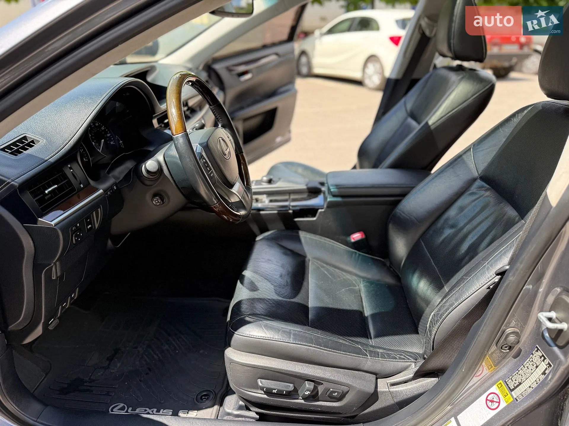 2014 Lexus ES - мініатюра 23