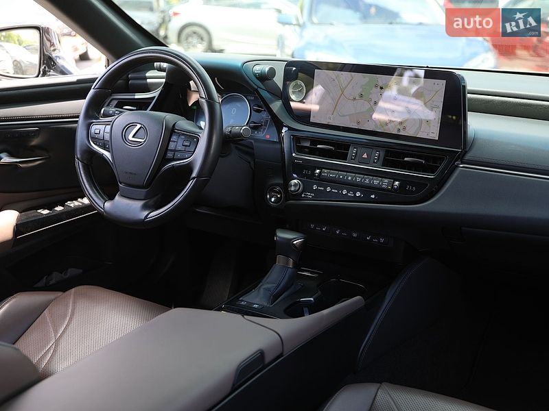 Седан Lexus ES 2023 в Харькове