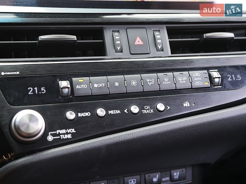 Седан Lexus ES 2023 в Харькове