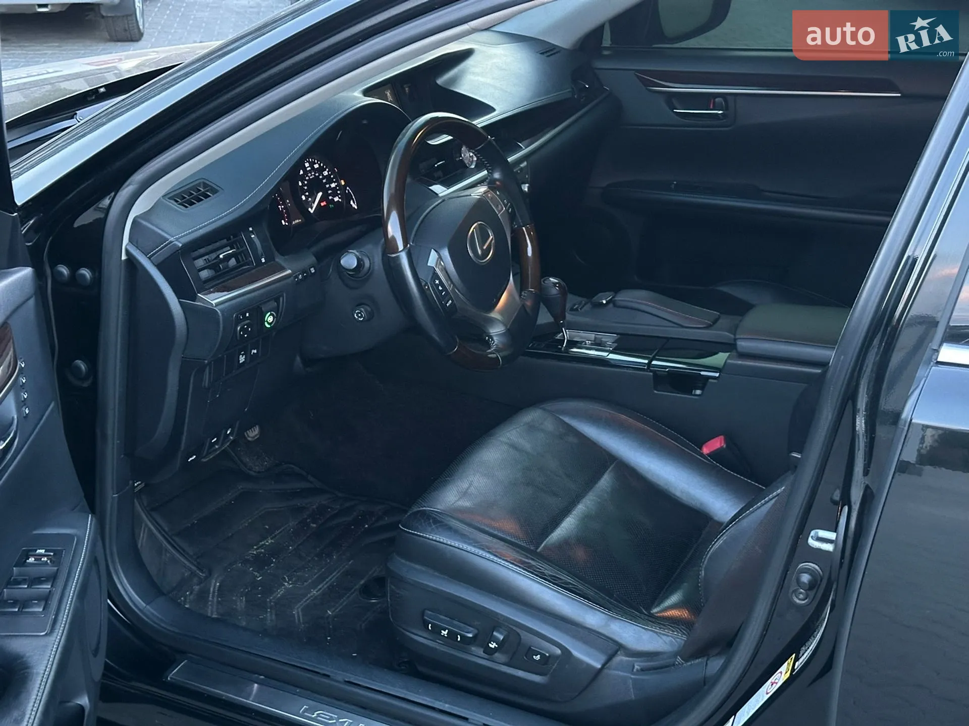 2014 Lexus ES - мініатюра 13