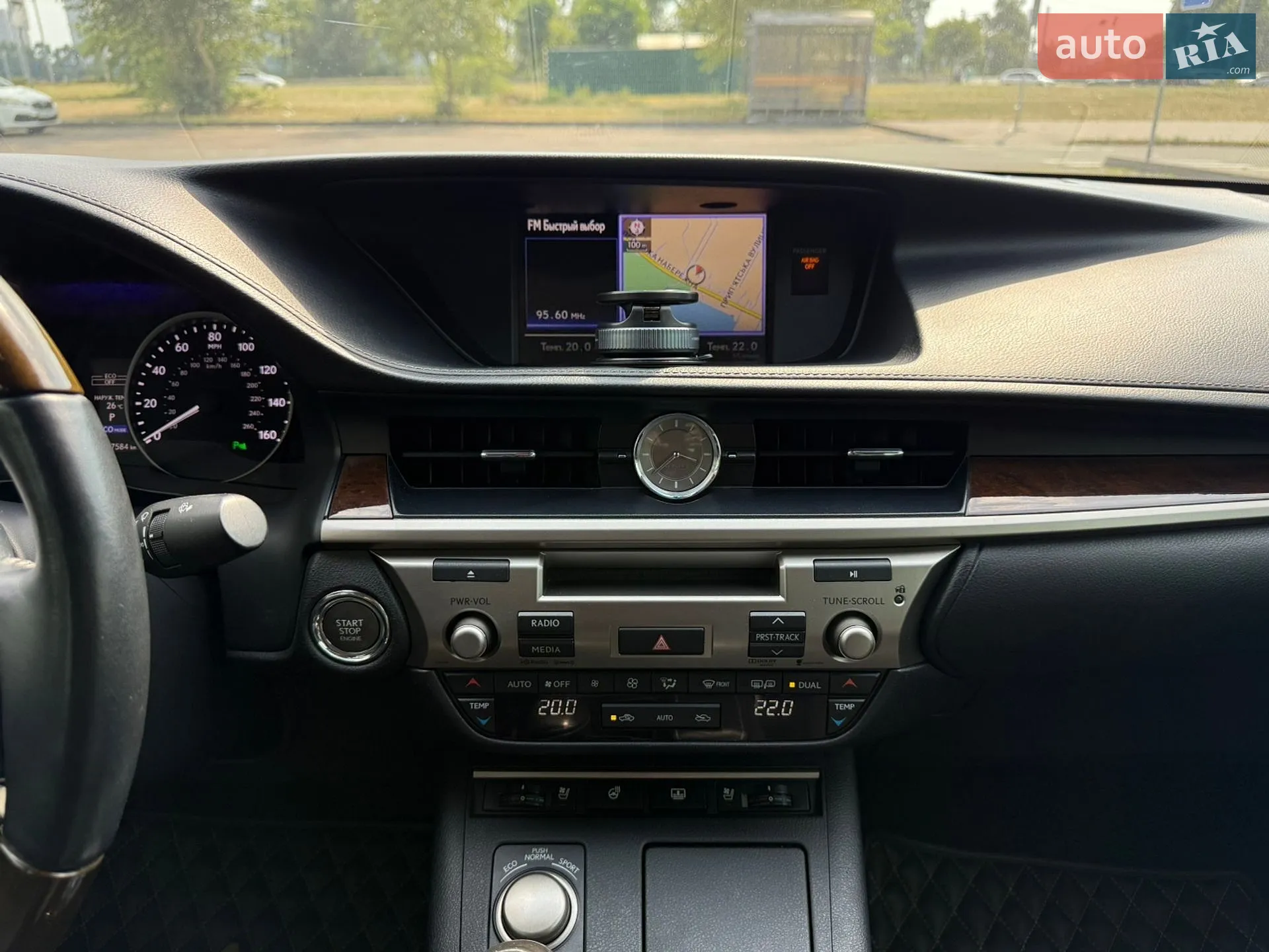 2014 Lexus ES - мініатюра 23