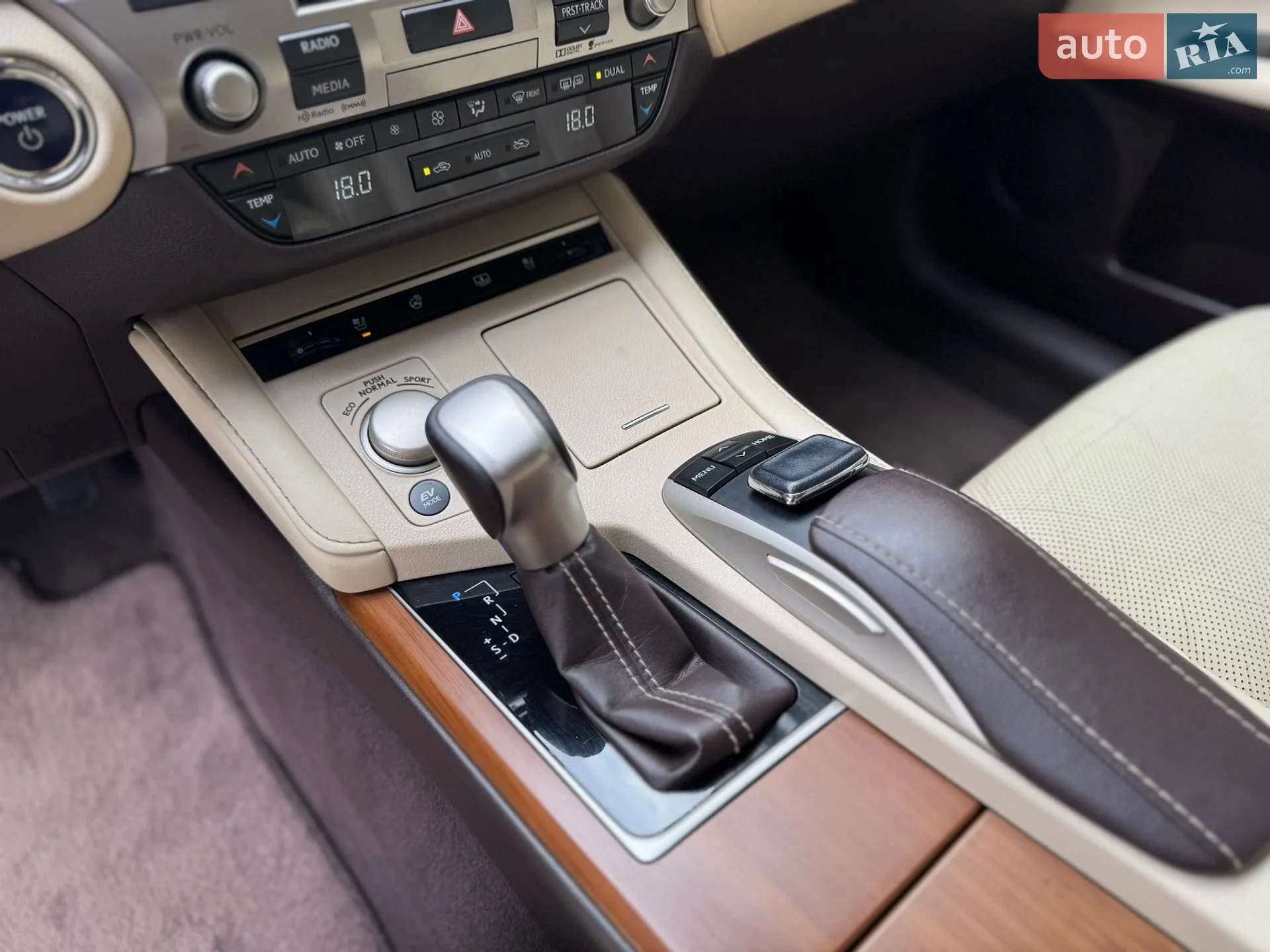 2015 Lexus ES - мініатюра 46