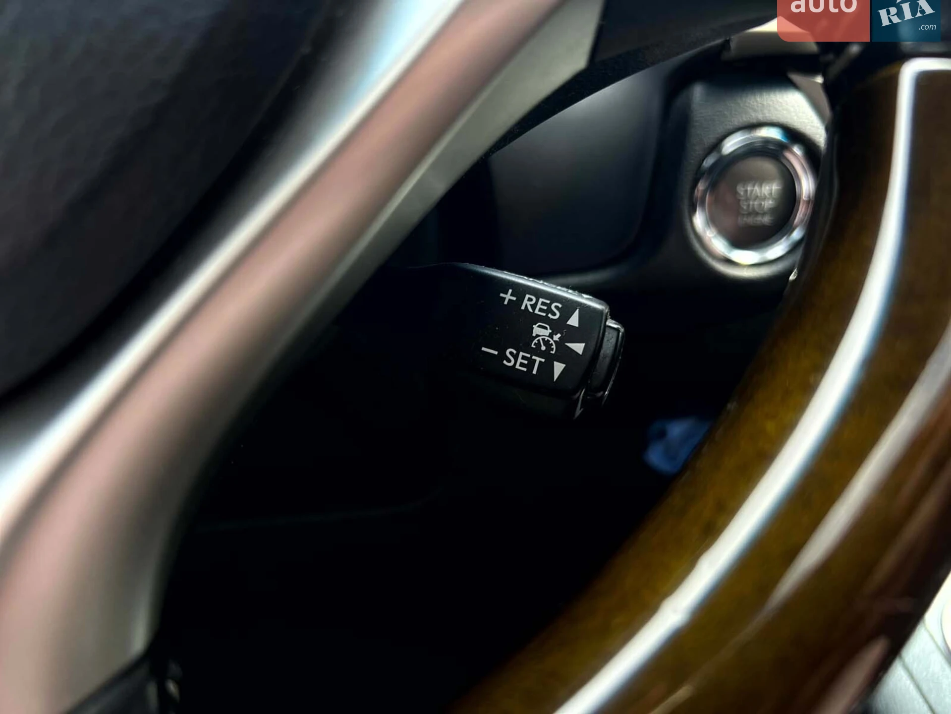 2015 Lexus ES - мініатюра 16