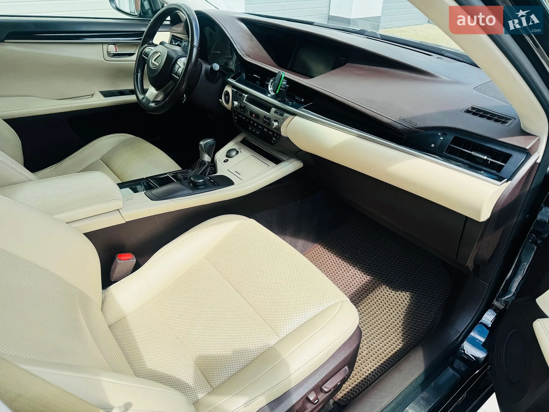 2015 Lexus ES - мініатюра 11