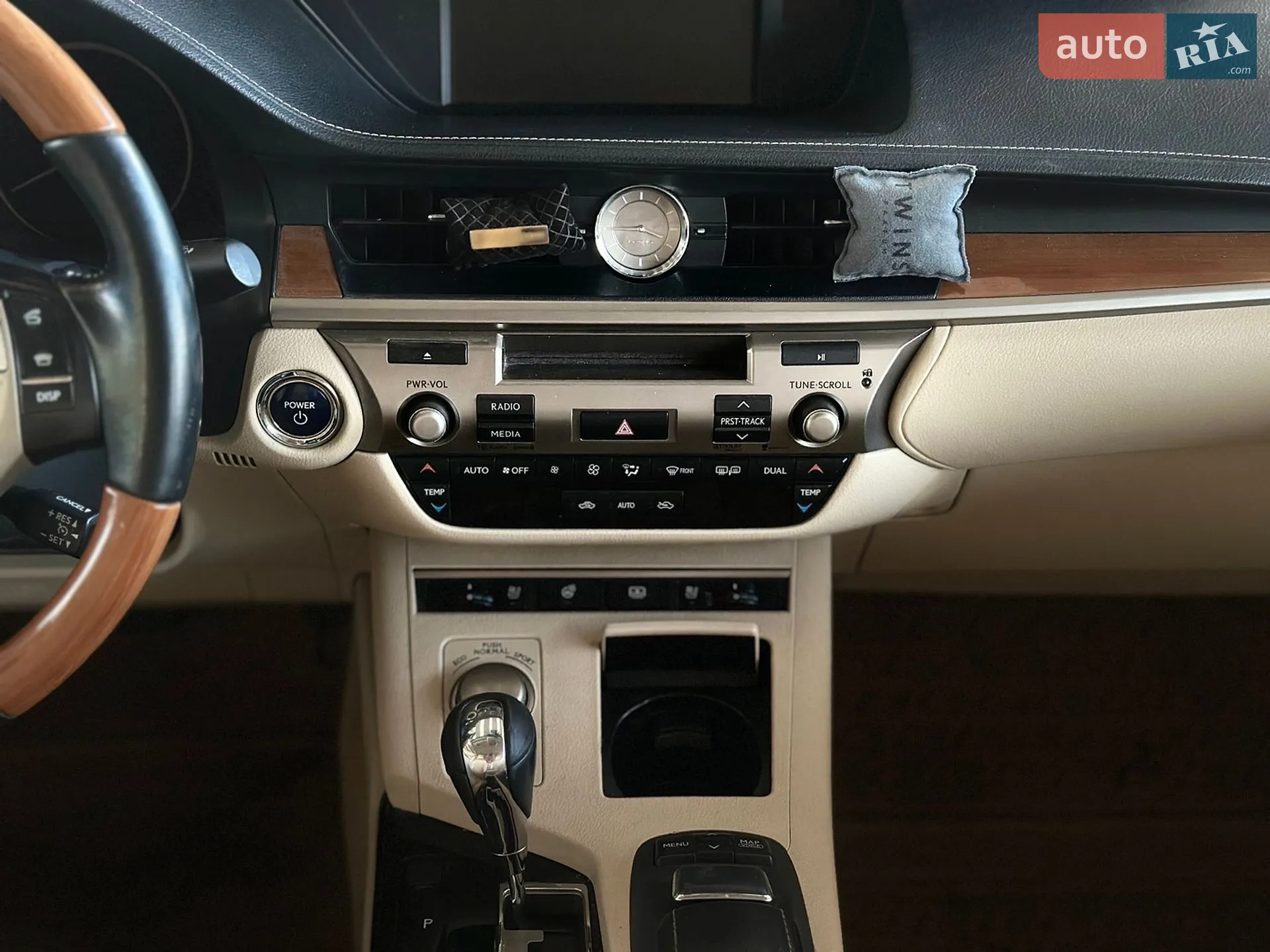 2013 Lexus ES - мініатюра 26