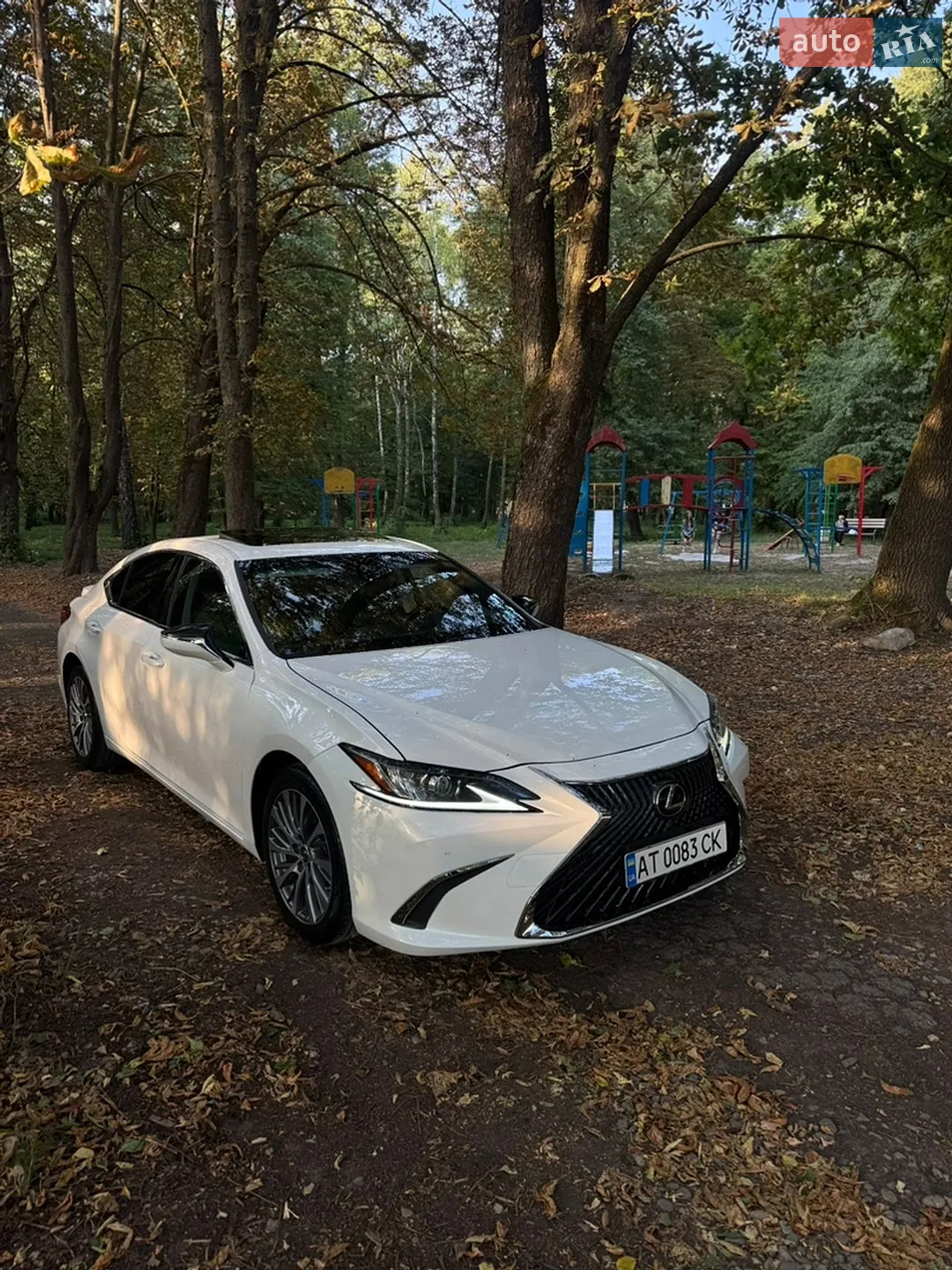2020 Lexus ES - мініатюра 3