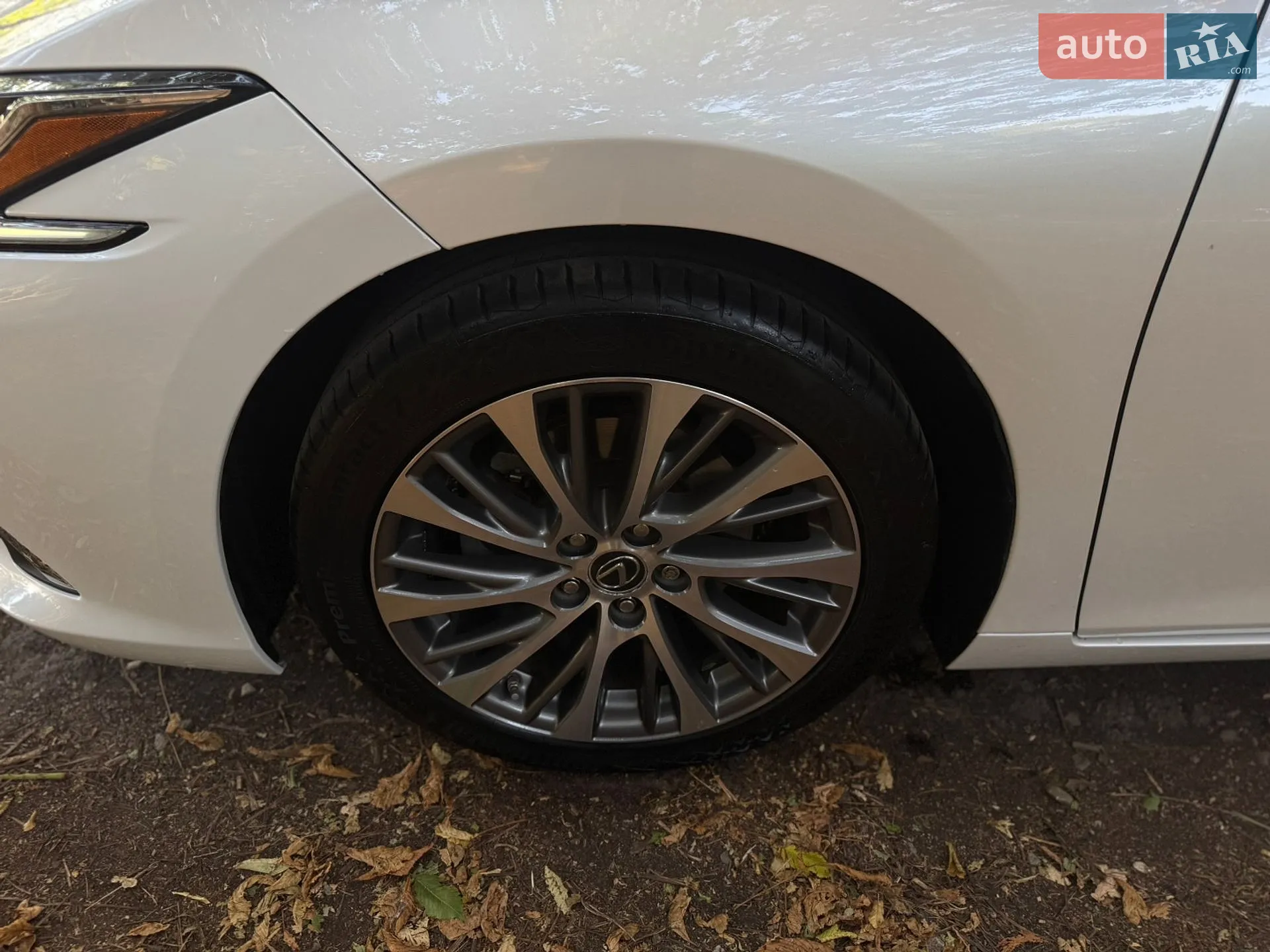 2020 Lexus ES - мініатюра 9