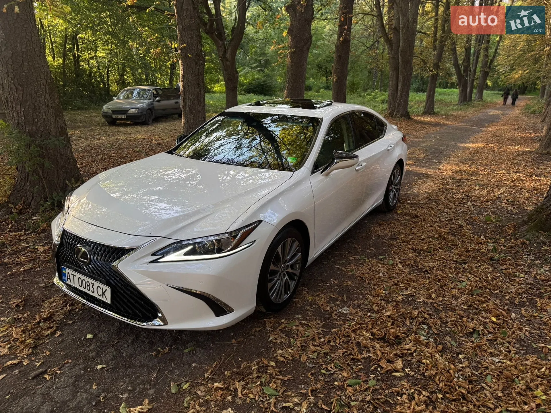 2020 Lexus ES - мініатюра 22