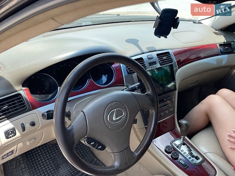 Седан Lexus ES 2002 в Дунаевцах