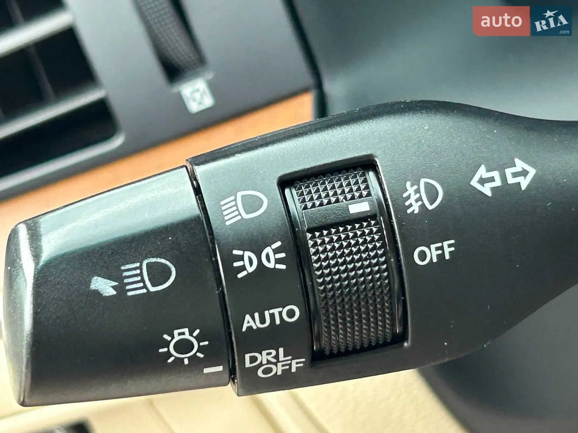 2015 Lexus ES - мініатюра 23