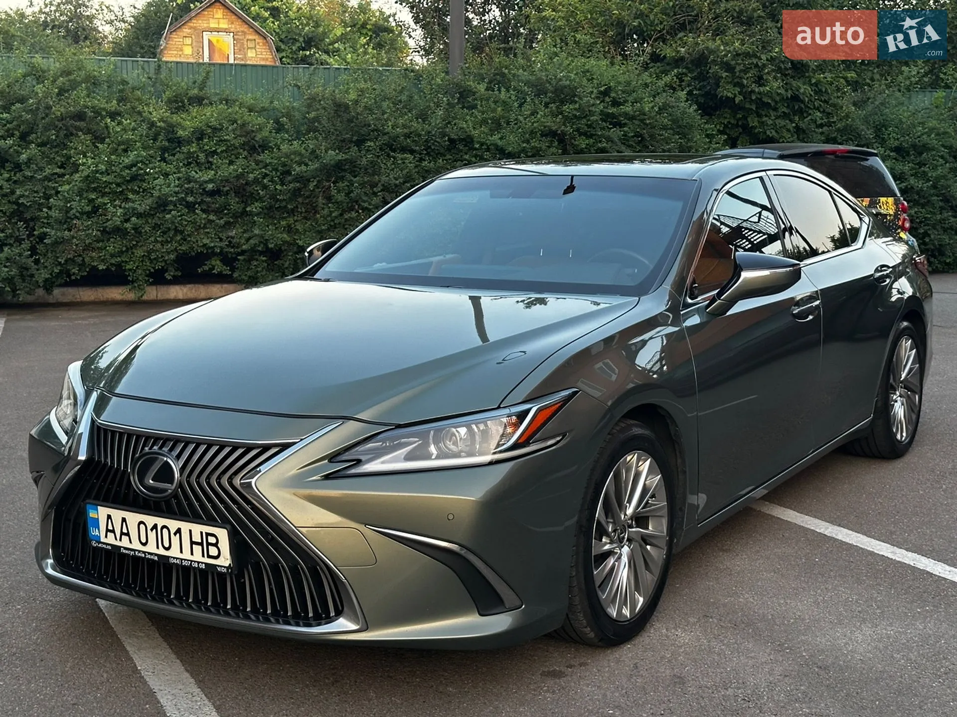 2019 Lexus ES - мініатюра 10