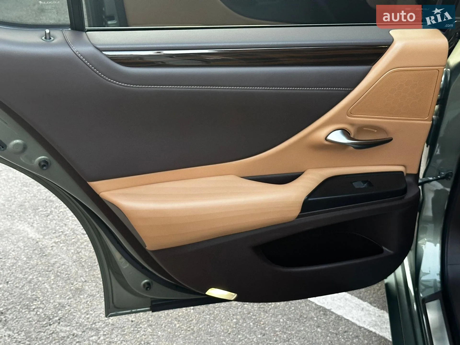 2019 Lexus ES - мініатюра 31
