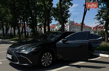 Седан Lexus ES 2023 в Києві