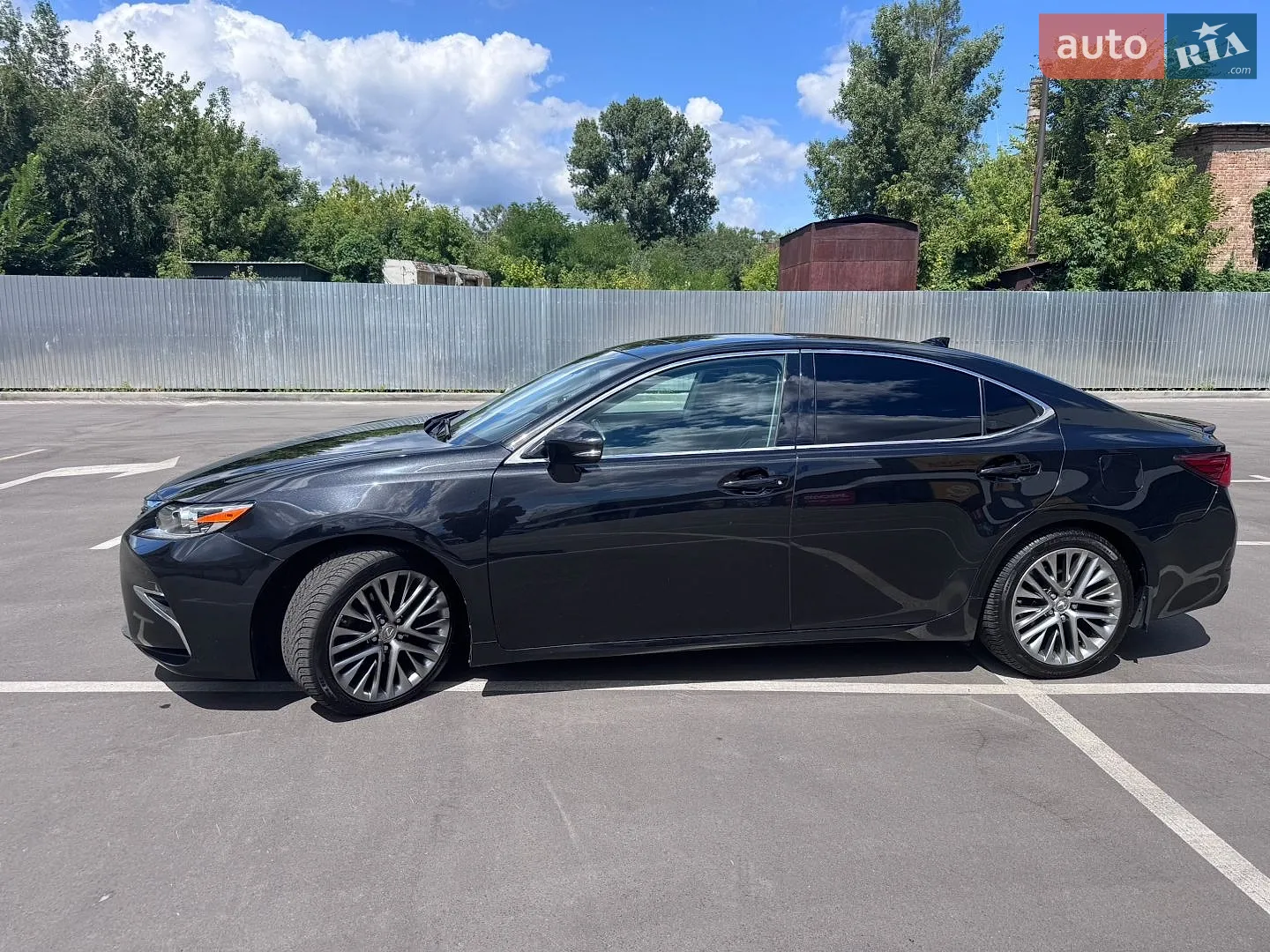 2015 Lexus ES - мініатюра 3