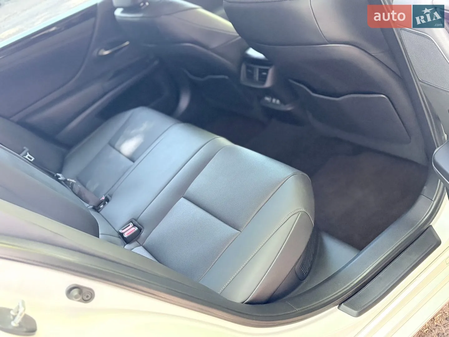 2021 Lexus ES - мініатюра 24