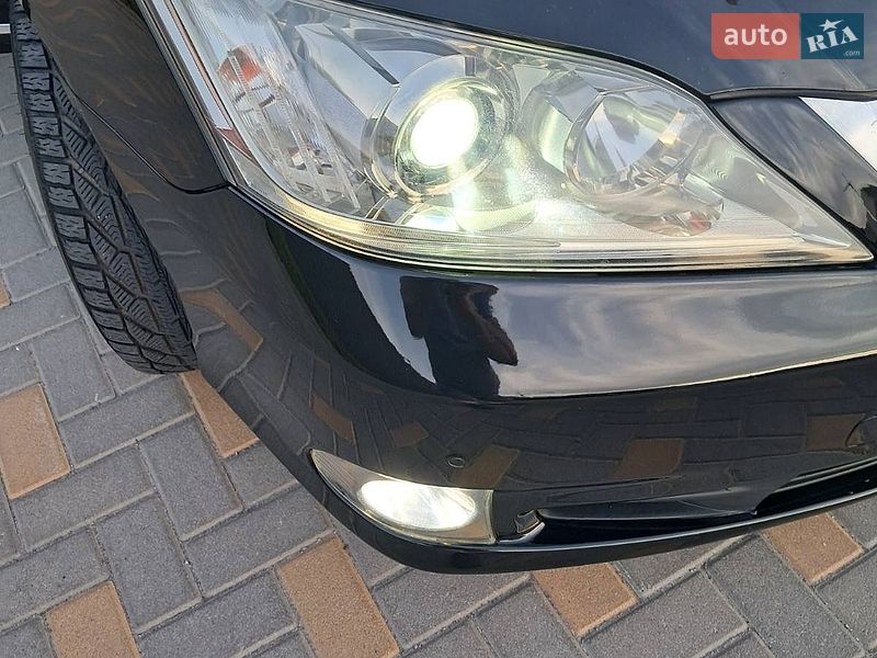 Седан Lexus ES 2011 в Вінниці