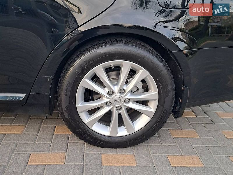 Седан Lexus ES 2011 в Вінниці