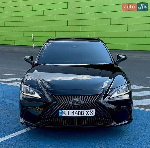 Седан Lexus ES 2020 в Києві