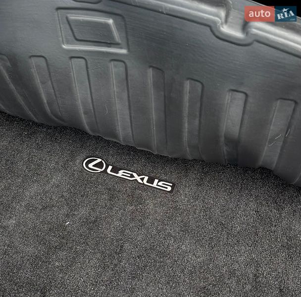 Седан Lexus ES 2020 в Києві