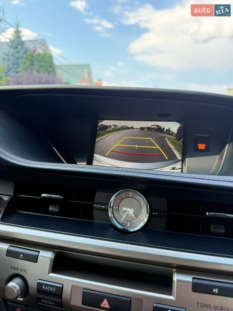 2017 Lexus ES - мініатюра 8