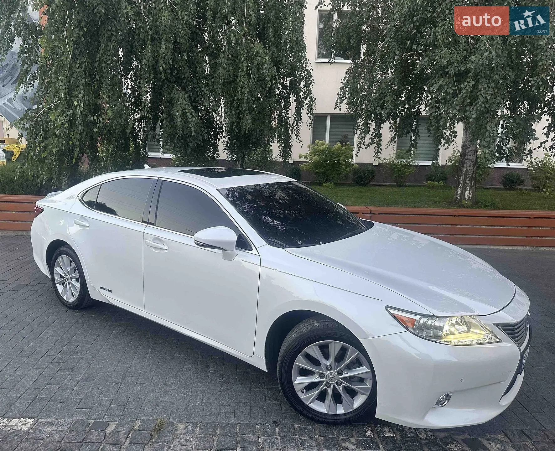 2014 Lexus ES - мініатюра 2
