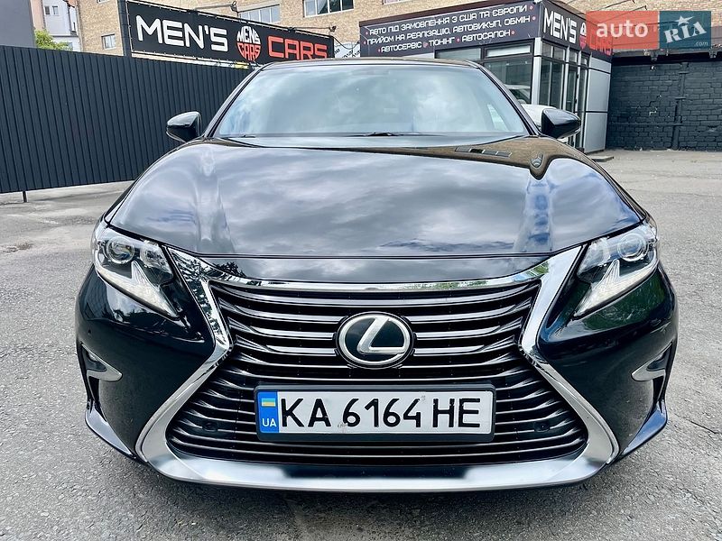 Седан Lexus ES 2016 в Києві