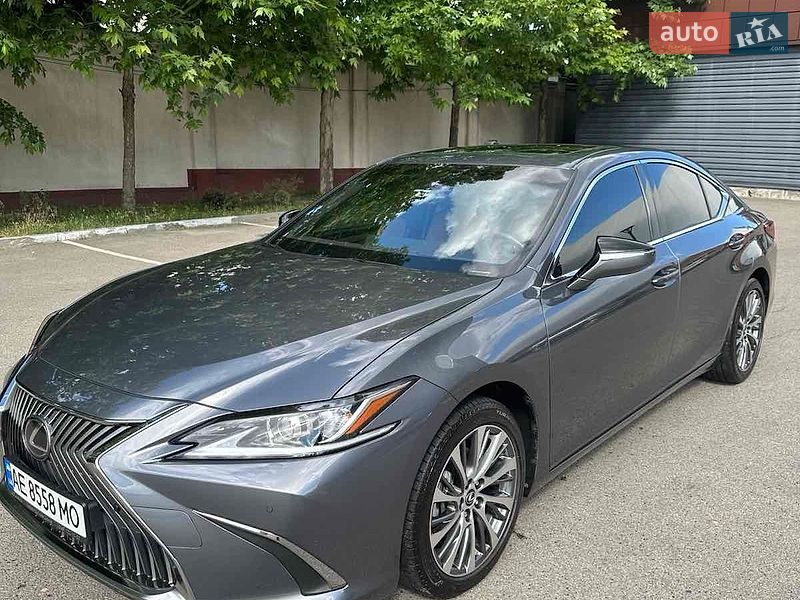 Lexus ES, фото из объявления