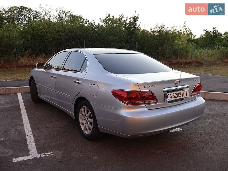 Седан Lexus ES 2005 в Умани