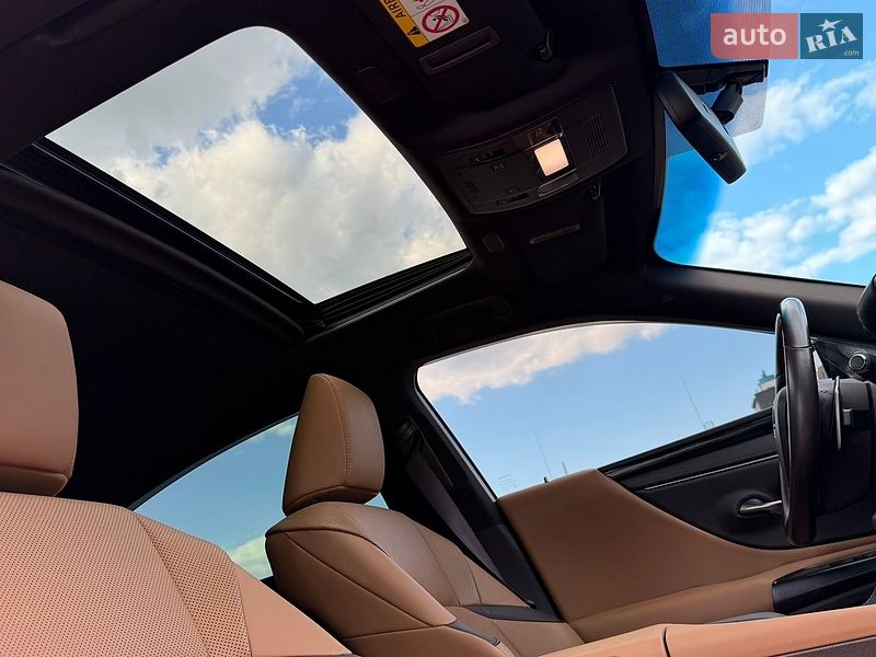 Седан Lexus ES 2019 в Києві фото 15 Седан Lexus ES 2019 в Києві