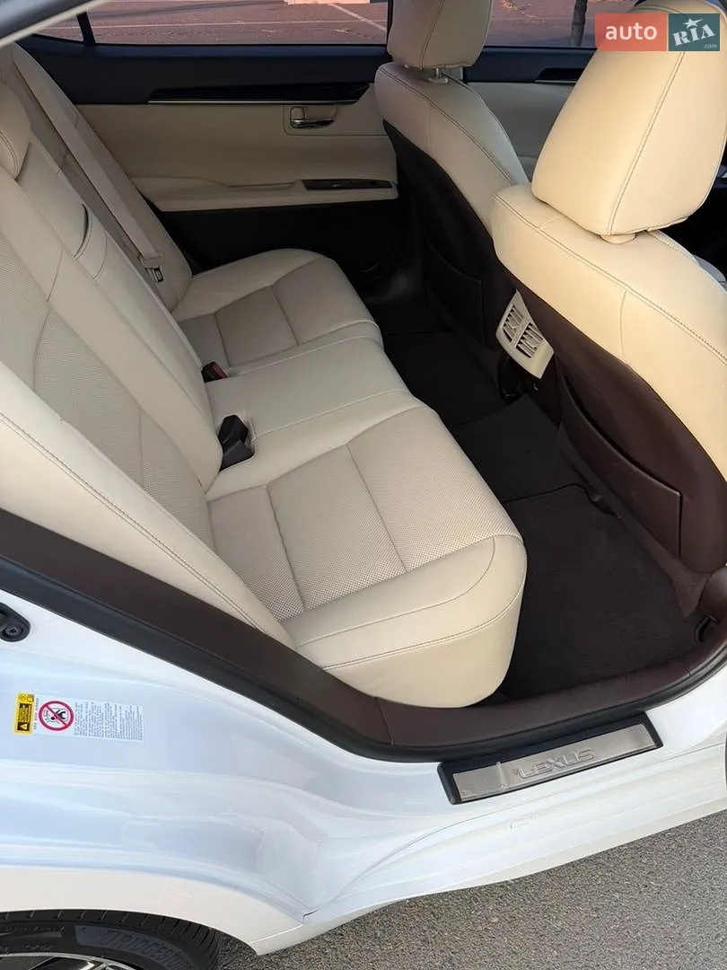2017 Lexus ES - мініатюра 22