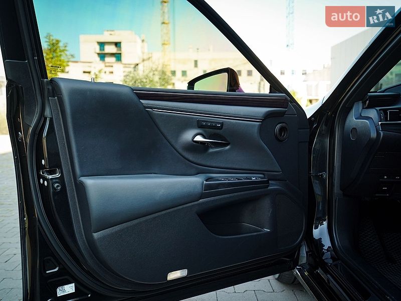 Седан Lexus ES 2021 в Харкові фото 20 Седан Lexus ES 2021 в Харкові