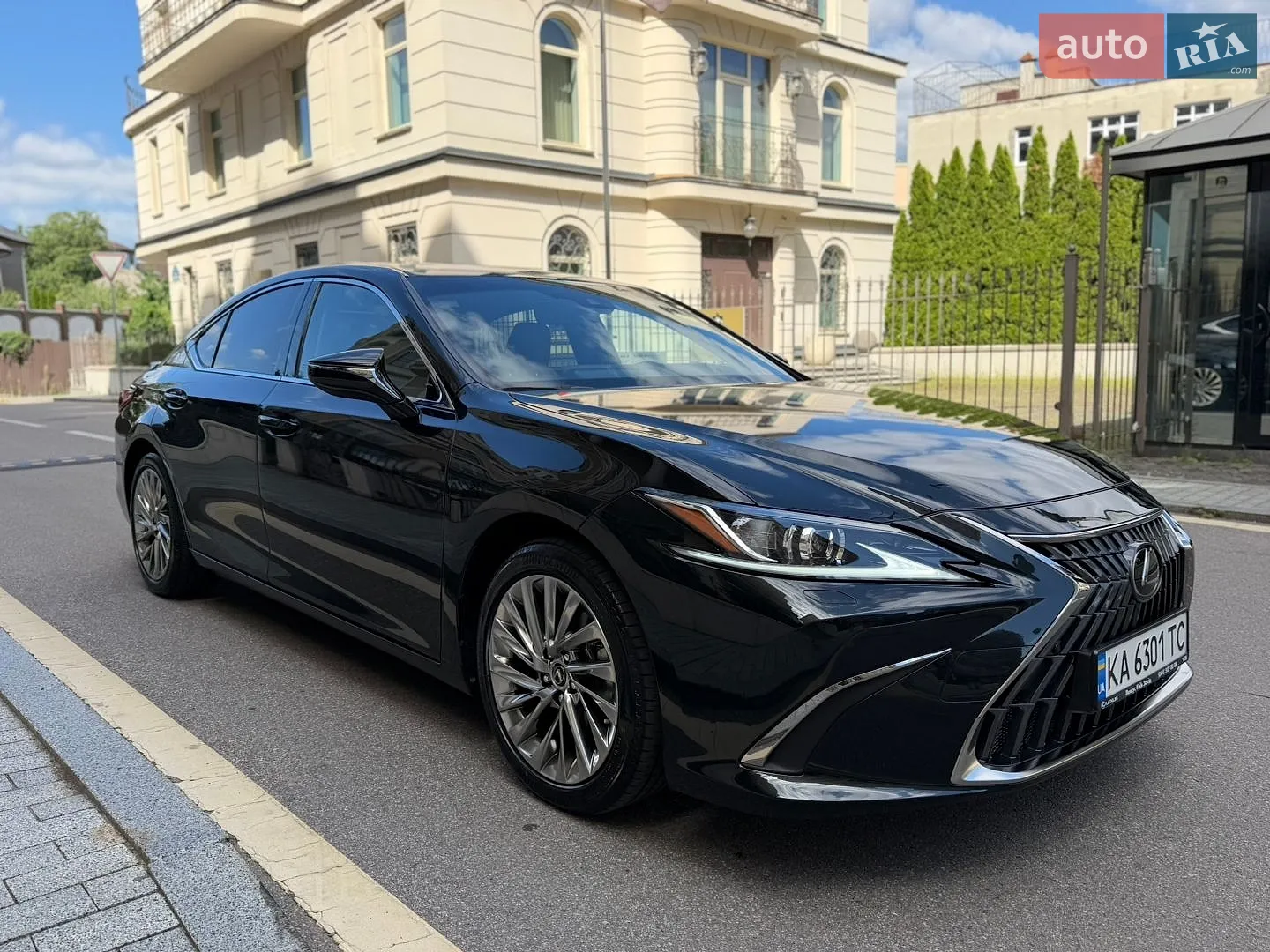 2025 Lexus ES - мініатюра 8