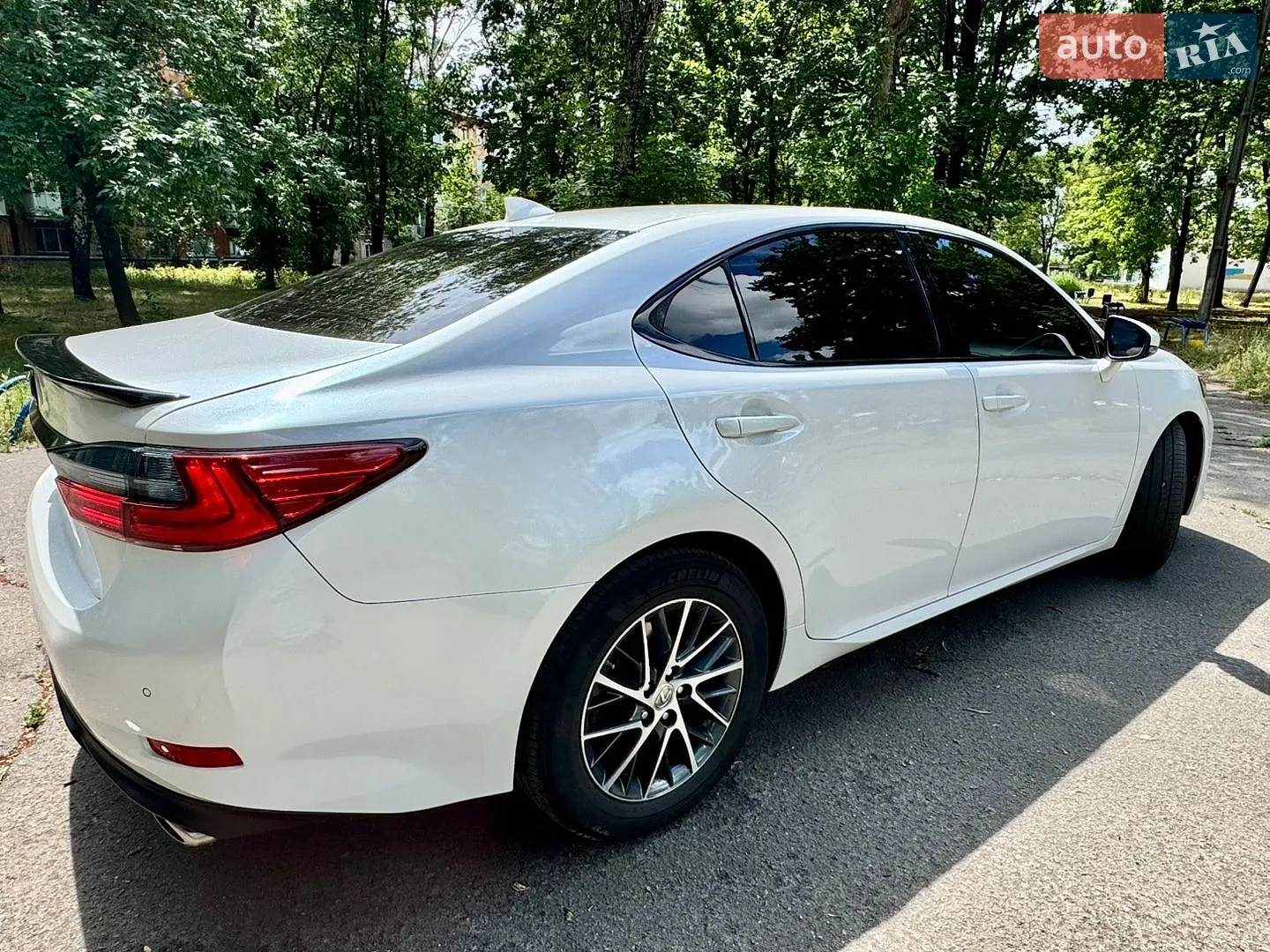 2015 Lexus ES - мініатюра 3