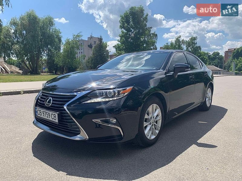 Седан Lexus ES 2014 в Чернігові
