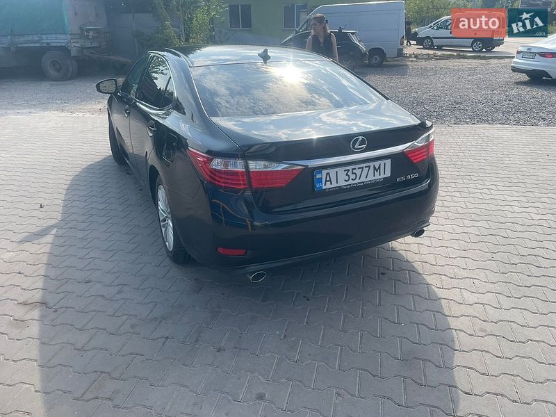 Седан Lexus ES 2014 в Вінниці
