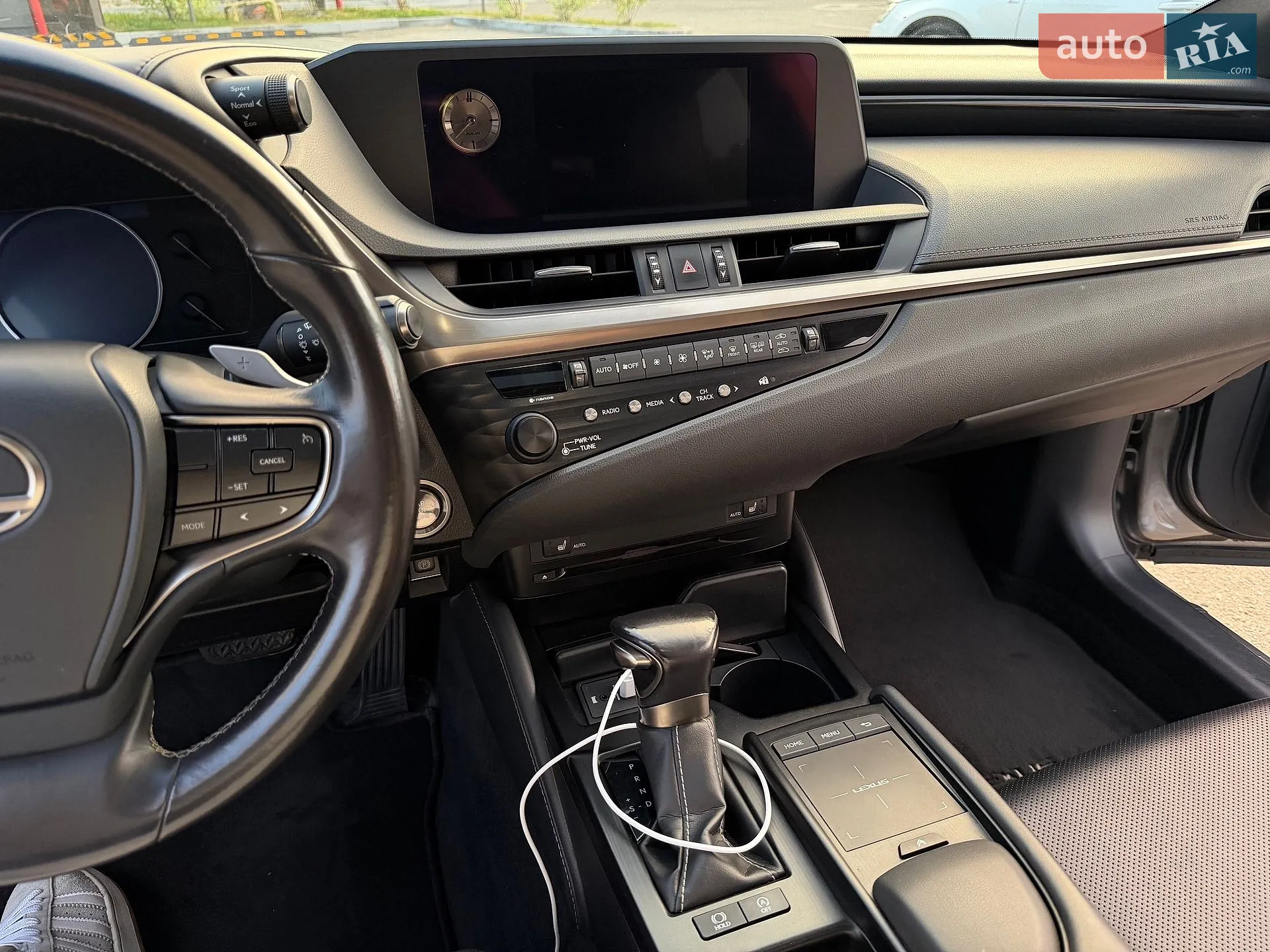 2018 Lexus ES - мініатюра 29