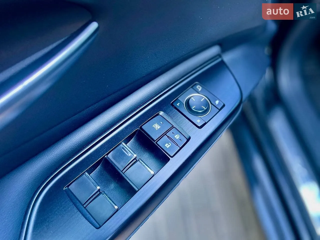 2019 Lexus ES - мініатюра 15