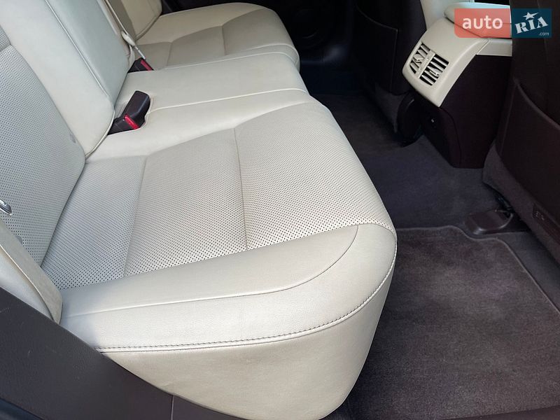 Седан Lexus ES 2015 в Києві фото 17 Седан Lexus ES 2015 в Києві