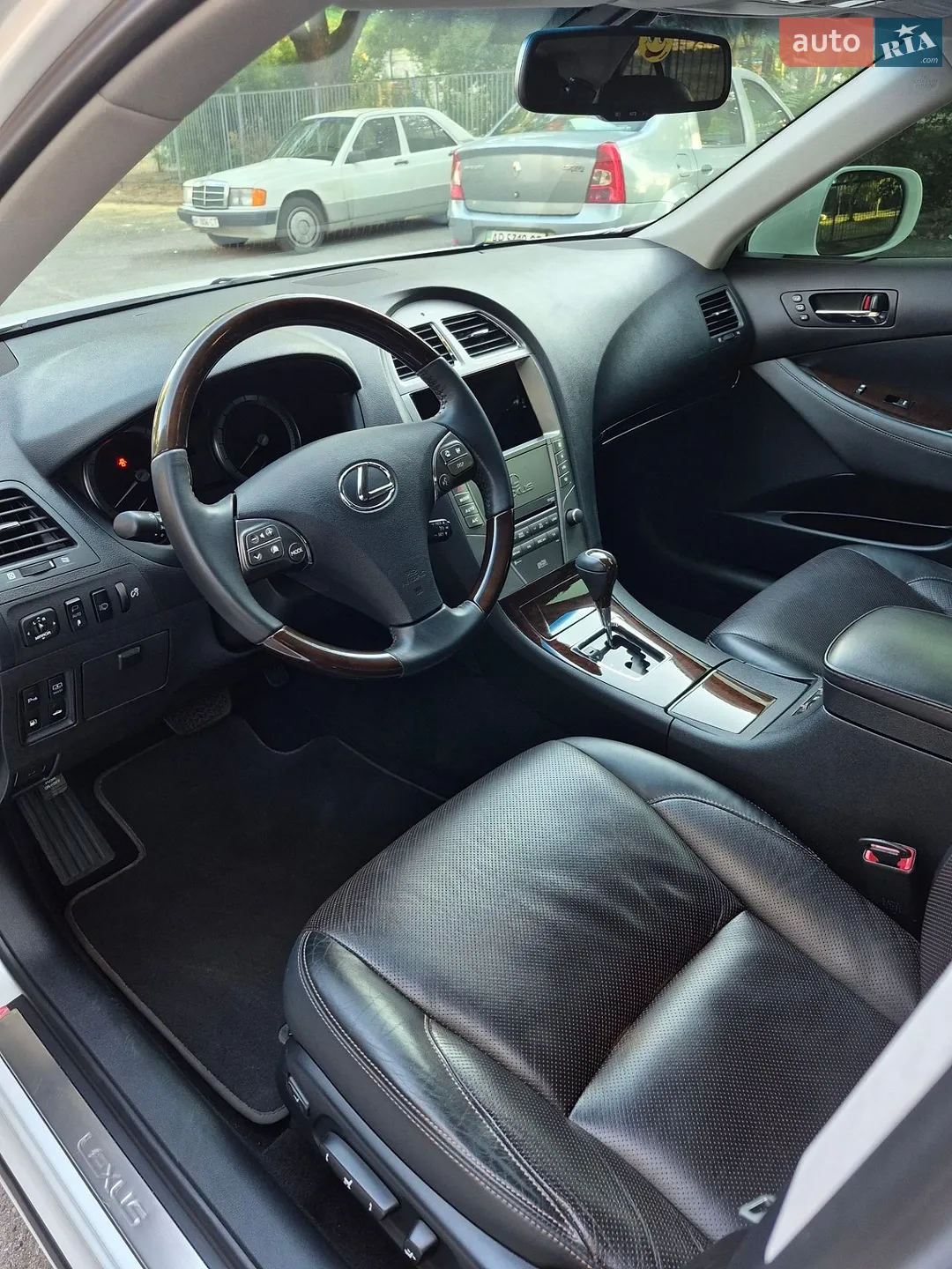 2011 Lexus ES - мініатюра 25