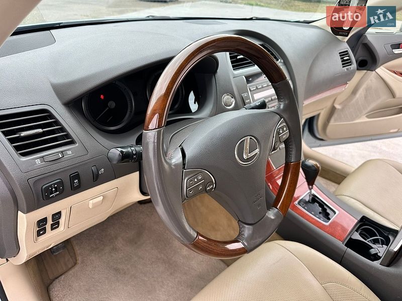 Седан Lexus ES 2010 в Миколаєві