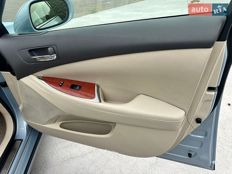 Седан Lexus ES 2010 в Миколаєві