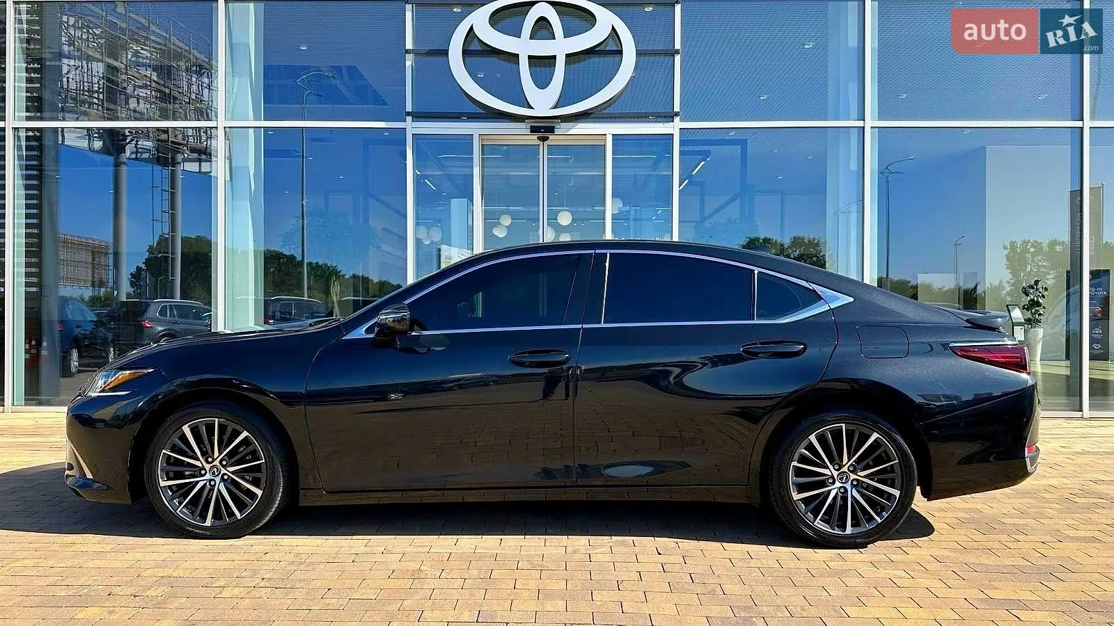 2024 Lexus ES - мініатюра 3
