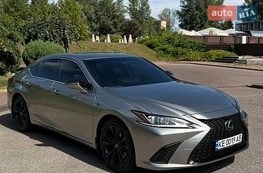 Седан Lexus ES 2023 в Днепре
