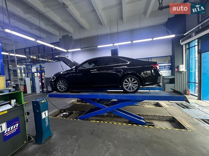 Седан Lexus ES 2007 в Киеве