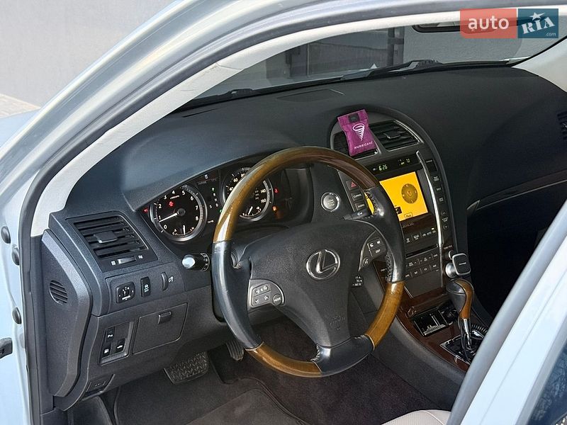 Седан Lexus ES 2009 в Тернополі