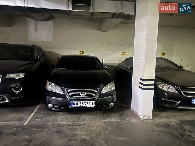 Седан Lexus ES 2008 в Киеве